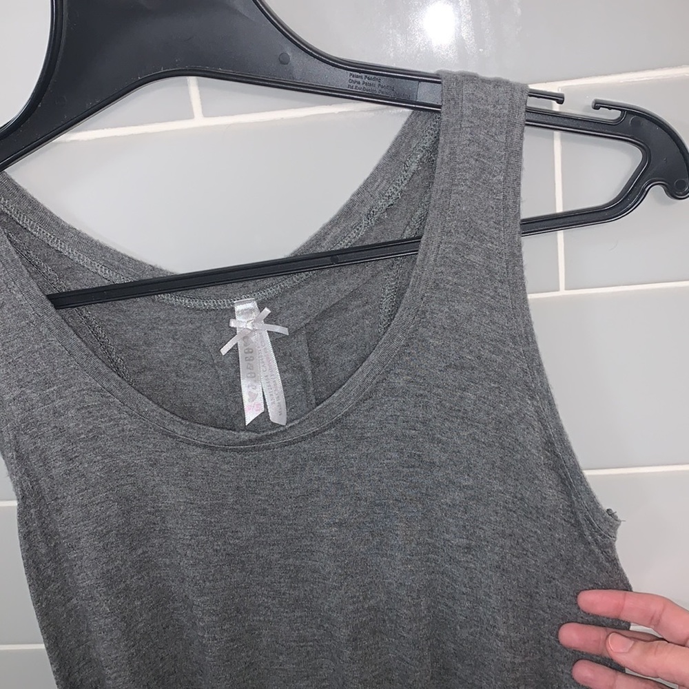 Gray High-Low Tank Top - Picture 5 of 9